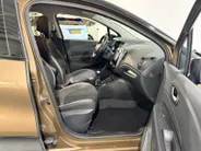 Renault Captur 120PK TCe Intens | 1ste Eigenaar | Navigatie | Climate Control | Camera | Lichtmetalen Velgen | Parkeersensoren | Cruise Control | Park Assist | Bluetooth Audio/Telefoon | Licht & Regen Sensor |