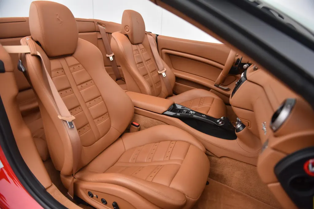 Ferrari California 4.3 V8 HELE