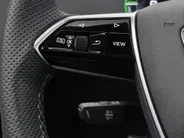 Audi e-tron 55 408pk Quattro S edition 95 kWh · SOH 97,1% · Panoramadak · Camera · Luchtvering · Zwart Optiek Plus · 21'' Inch ·