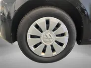 Volkswagen up! 1.0 65pk · Telefoon Dock · Airco · DAB · Bluetooth · 14'' Inch ·