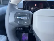 Kia EV3 GT-Line Dark Edition 81.4 kWh | cruise Control Adaptief | carplay | Navigatie | Climate control | Stoel verwarming voor + achter | Pakeersensoren voor + achter | Parkeercamera achter | LM Velgen 19' |