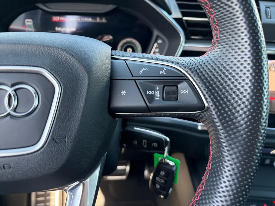 Audi Q3 45 TFSI e S edition *Automaat*Navi+360Camera*Climate Control*Virtual Cockpit*Sonos Audio*Elektrische achterklep*Zeer nette auto!