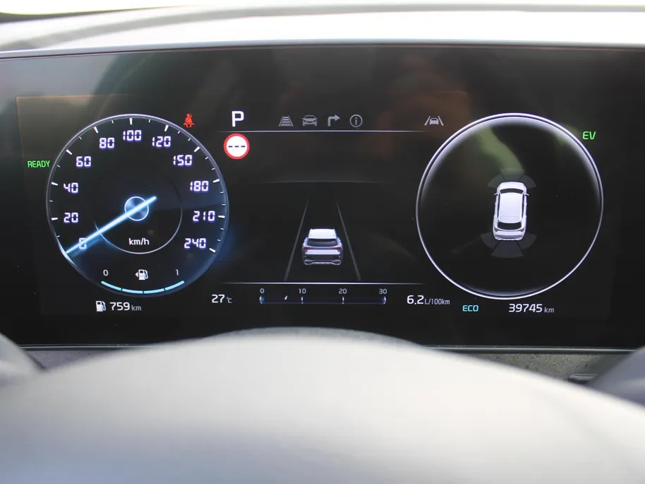 Kia Sportage 1.6 T-GDi Hybrid GT-Line | Stuur-/stoelverwarming | Elek. stoelverstelling + achterklep | Schuifdak | 18' LM | Cruise adapt. | Camera |