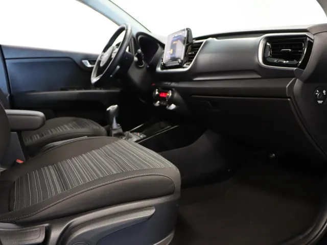 Kia Stonic 1.0 T-GDi MHEV DynamicPlusLine