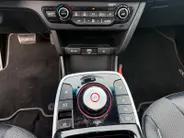 Kia e-Niro DynamicPlusLine 64 kWh | NAVI | CAMERA | SCHUIFDAK | TREKHAAK | CLIMATE & CRUISE CONTROLE | ETC...