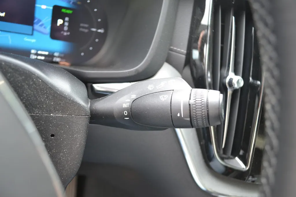 Volvo XC60 2.0 T8 PLUG-IN HYBRID AWD ULTIMATE