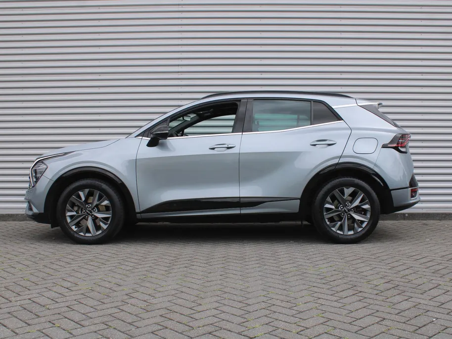 Kia Sportage 1.6 T-GDi Hybrid GT-Line | Stuur-/stoelverwarming | Elek. stoelverstelling + achterklep | Schuifdak | 18' LM | Cruise adapt. | Camera |