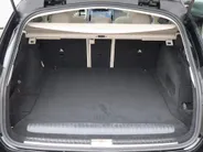 Mercedes-Benz E-Klasse Estate 300 e Exclusive Line l Trekhaak l Panoramadak l stoelverwarming l Leder