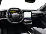 Mitsubishi Eclipse Cross Intense 87 kWh | 4000 EURO KORTING | SNEL RIJDEN | 633 WLTP | ACHTERUITRIJCAMERA |