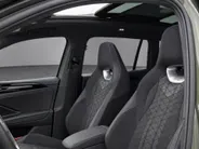 Volkswagen Tiguan 1.5eTSI/150PK R-Line · Panoramadak · Trekhaak · 360°Camera + Parkeersensoren · Garantie t/m 28-03-2028 of 100000km.