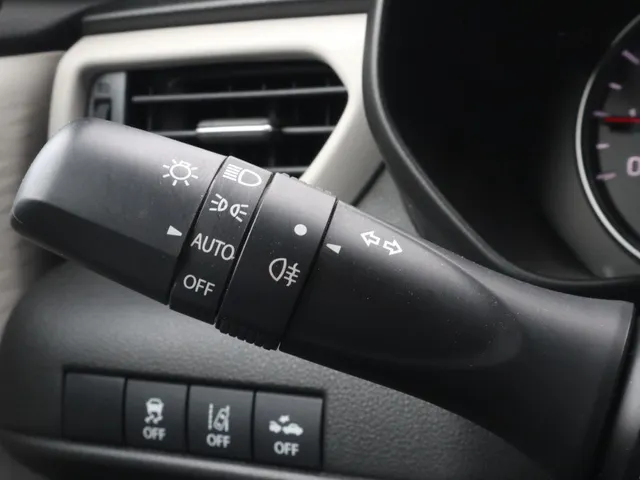Suzuki Swift 1.2 Style Hybrid Automaat Keyless | Adaptive Cruise | AllSeasons