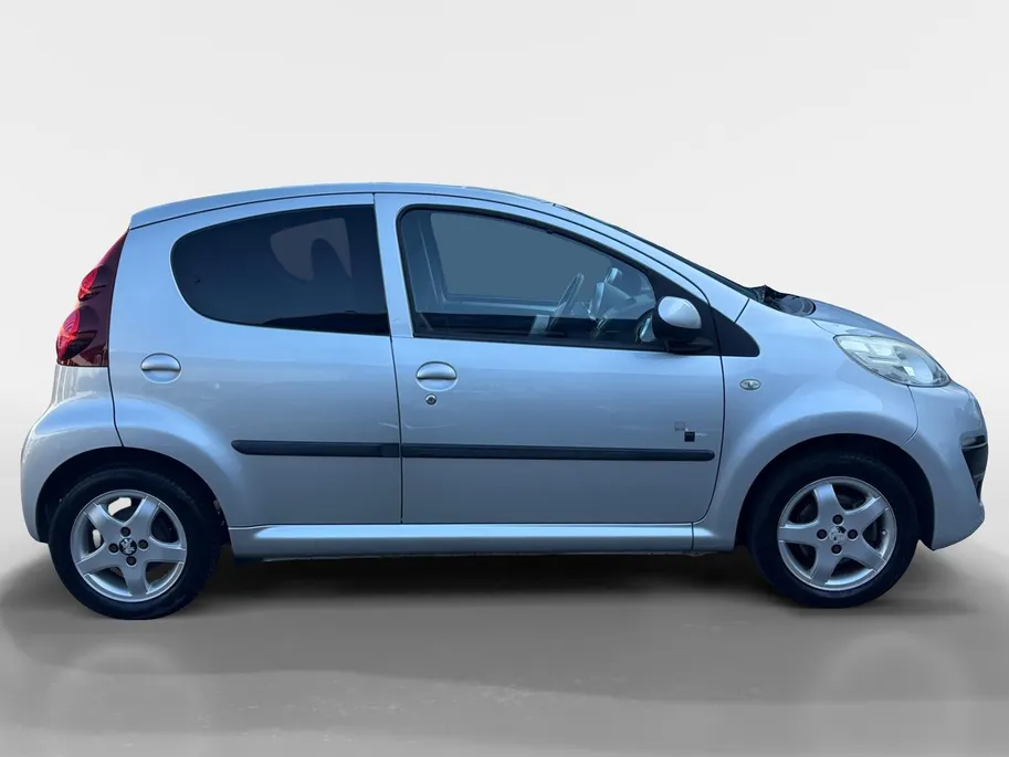Peugeot 107 1.0 Black & Silver | Airco | Elektr. Ramen | Bluetooth | 3 maanden garantie! |