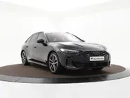 Audi A5 Avant 2.0 299pk S-tronic e-hybrid quattro S edition · 360 Camera · Wegklapbare Trekhaak · Keyless · Apple/Android Car Play · 19'' Inch · Garantie t/m09-07-2029 of 100.000km