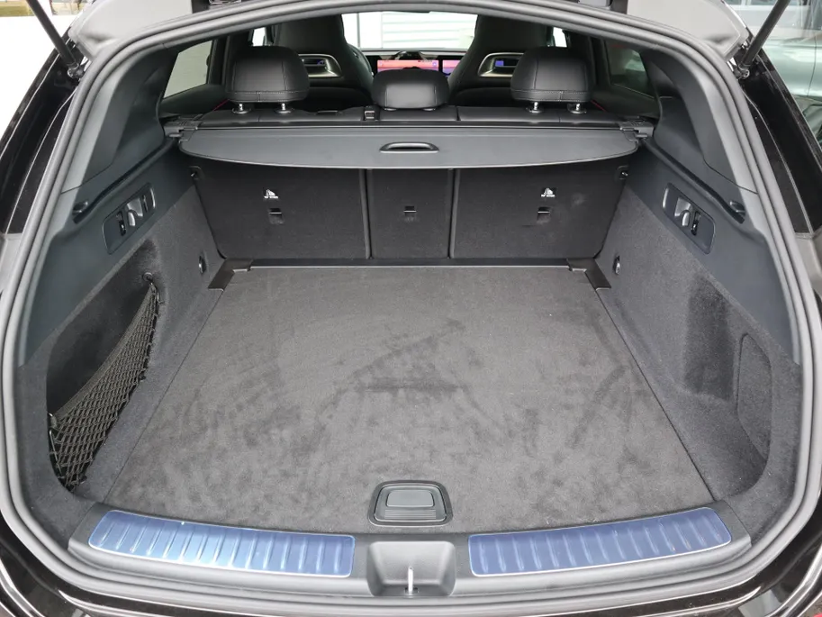 Mercedes-Benz GLC 400 4MATIC Launch Edition 94 kWh l Trekhaak l Keyless l Stoelverwarming