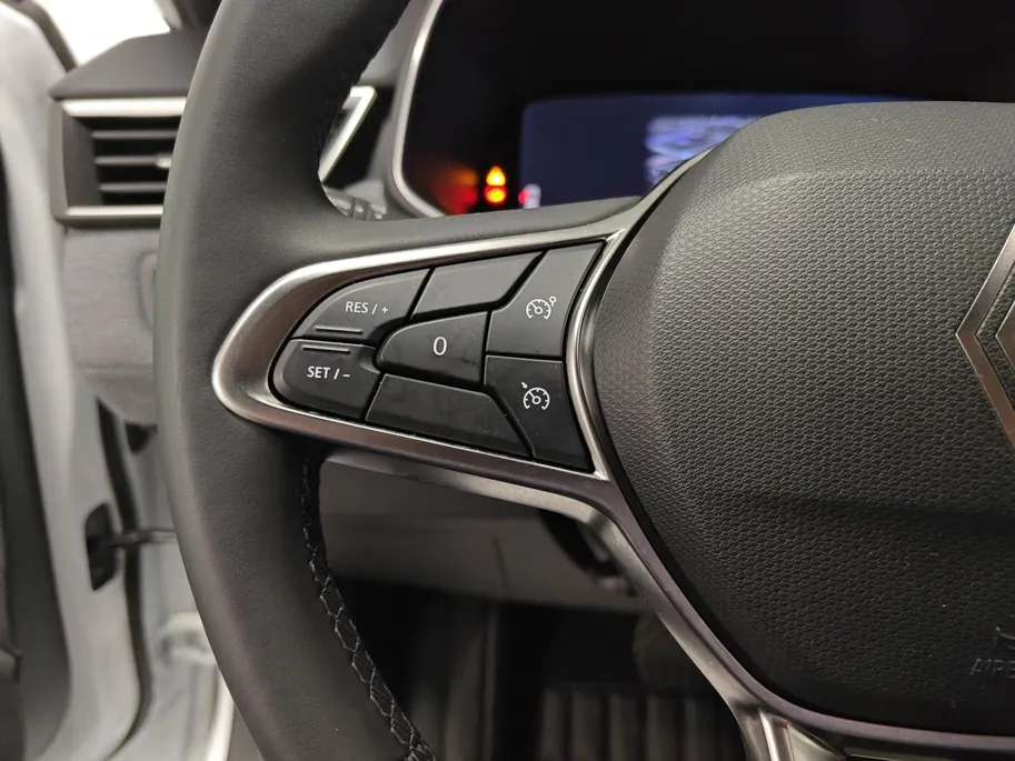 Renault Clio 1.6 E-Tech Full Hybrid 145 techno AUTOMAAT NAVI AIRCO CAMERA CRUISE CONTROLE APPLE CARPLAY ANDROID AUTO DEALER ONDERHOUDEN ZEER MOOIE AUTO