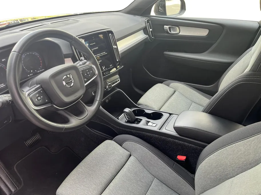 Volvo XC40 1.5 T3 Business Pro | Navigatie | Parkeercamera | Apple Carplay en Android Auto