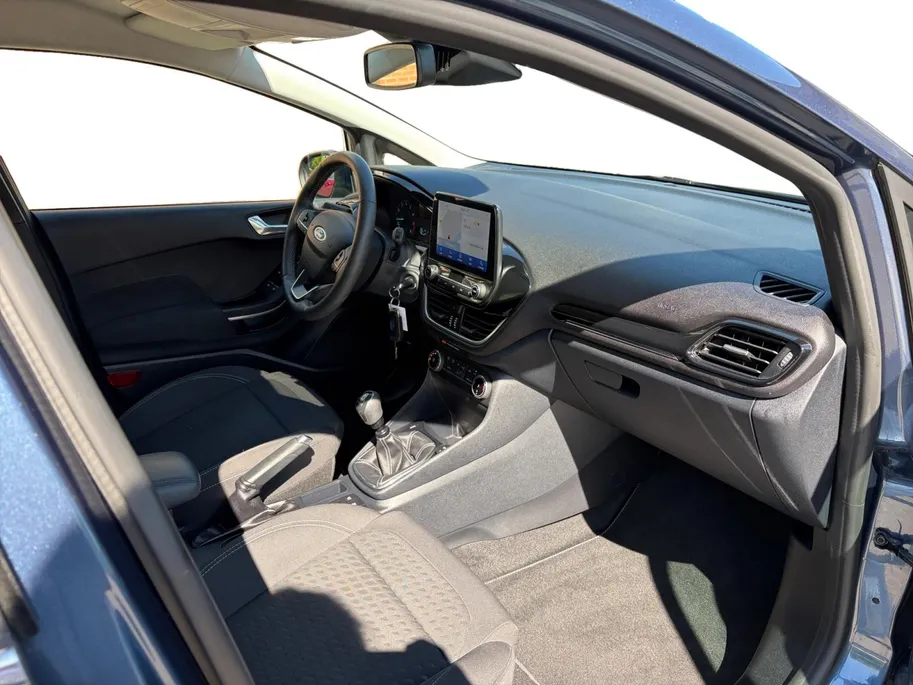 Ford Fiesta 1.0 EcoBoost Titanium | 1e Eigenaar | NL-Auto | Navigatie | Climate Control | Cruise Control | Parkeersensoren | Lichtmetalen velgen | All Weather banden