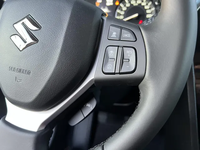 Suzuki Vitara 1.4 Boosterjet Style Smart Hybrid | Direct uit voorraad leverbaar | Climate Control | 17'LM | Lederen Interieur