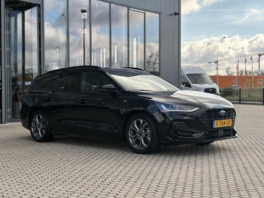 Ford Focus Wagon 1.0 EcoBoost 125PK Hybrid ST Line GROOT NAVIGATIE WINTERPAKKET