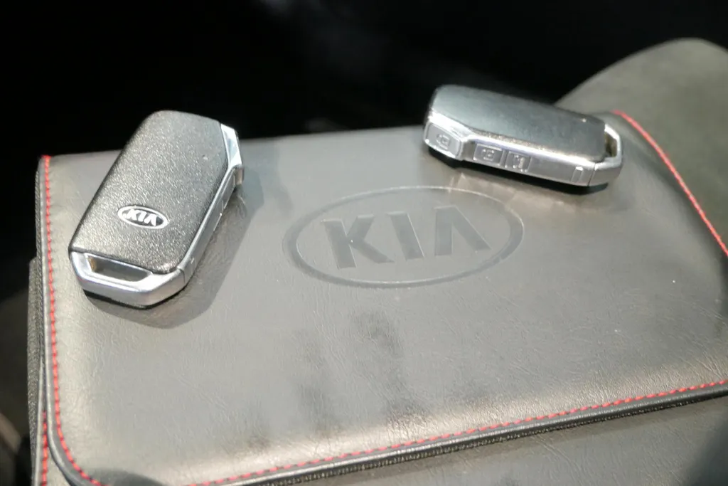 Kia ProCeed 1.0 T-GDI GT-PlusLine *Navi+Camera*Schuif/Kanteldak*Climate*JBL Audio*Memory Stoelen*Vol opties!