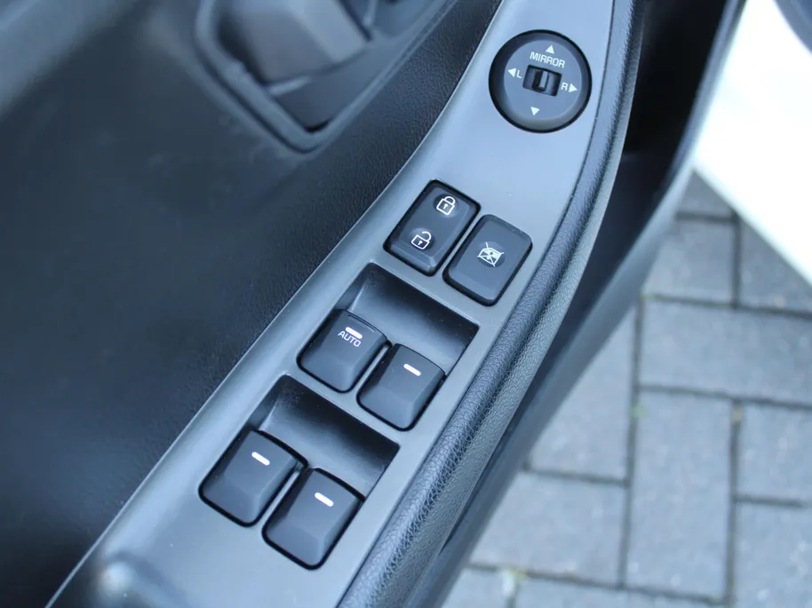 Kia Picanto 1.0 CVVT ComfortLine | Airco | 14' LM | Trekhaak | Elektrische ramen + spiegels |