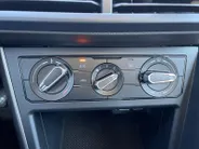 Volkswagen Polo 1.0 TSI Comfortline *Navigatie via carplay*Parkeersensoren*Schuif/kanteldak*Adapt. Cruise Control*LM.Velgen*Zeer nette auto!