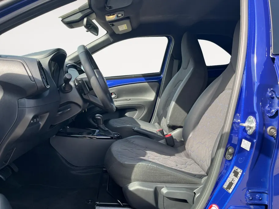 Toyota Aygo X 1.0 VVT-i S-CVT Envy AUTOMAAT | Navigatie | Camera |Apple Carplay/Android Auto| 12 maanden garantie! |