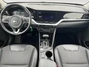 Kia Niro 1.6 GDi PHEV DynamicLine | Stoel- en stuurverwarming | Adaptieve Cruise Control | Parkeercamera | Dealeronderhouden | Climate Control