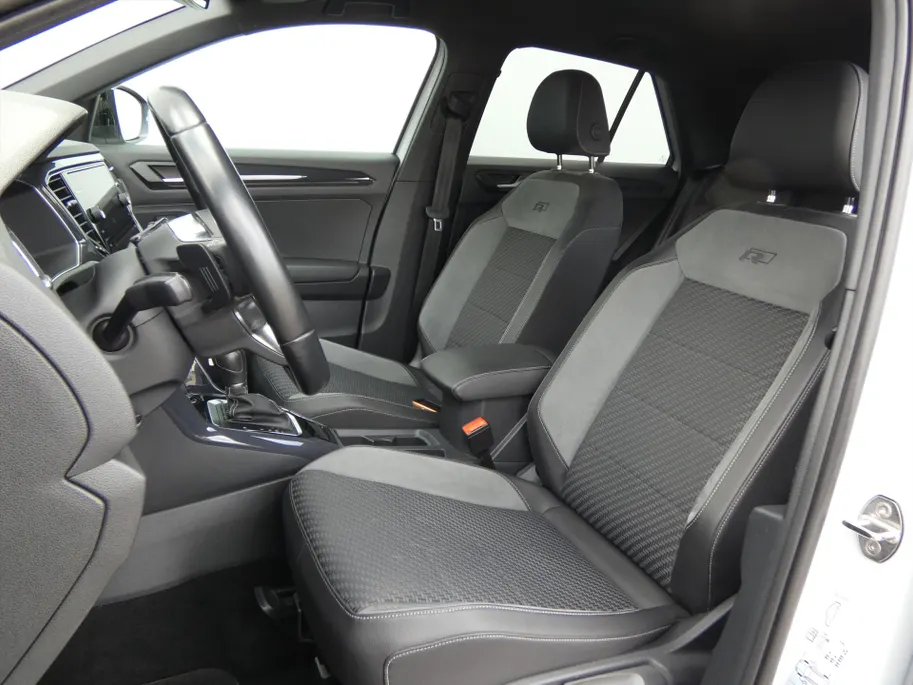 Volkswagen T-Roc 1.5 TSI 150pk 7-DSG T-Roc Business R / virtule cockpit