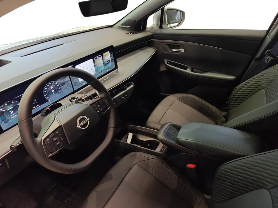Nissan Leaf EVOLVE 52kWh 177PK AUTOMAAT | €2000,- INRUILPREMIE | 445 KM RIJBEREIK | NU TE BESTELLEN | IN 7 VERSCHILLENDE KLEUREN COMBINATIE'S TE BESTELLEN