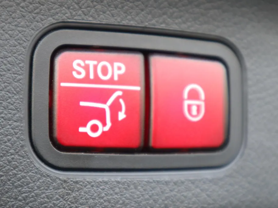 Mercedes-Benz GLA 250 e Business Solution AMG Limited l Panoramadak l Carplay l Keyless