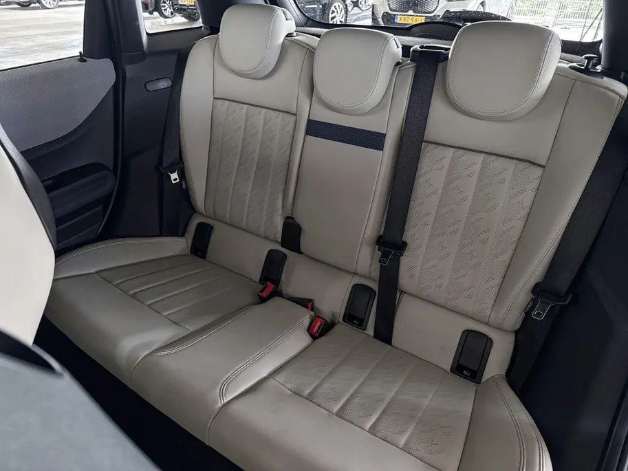 MINI Cooper 5-deurs Cooper C John Cooper Works S