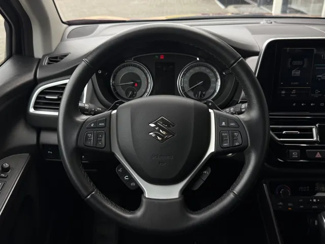 Suzuki S-Cross 1.5 Hybrid Style