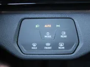 Volkswagen ID.4 Pure 52 kWh | Stuur- / Stoel- / Voorruit Verwarming | Clima | 19' LM | Cruise adapt. | PDC | Navi |