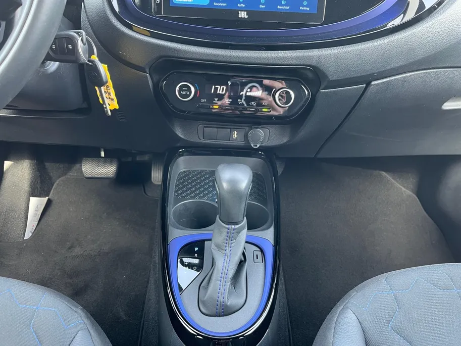 Toyota Aygo X 1.0 VVT-i S-CVT Envy AUTOMAAT | Navigatie | Camera |Apple Carplay/Android Auto| 12 maanden garantie! |
