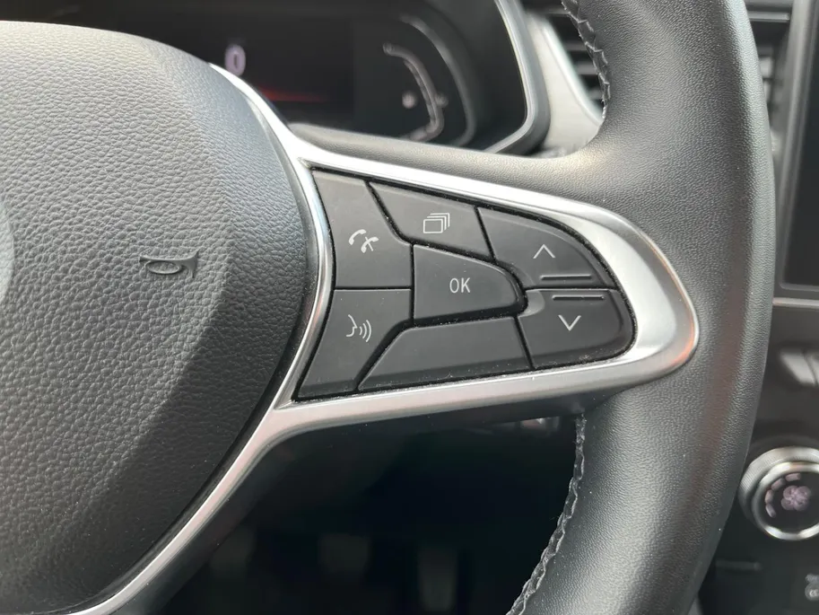 Renault Captur 1.0 TCe 100 Bi-Fuel Intens |Trekhaak | Allweatherbanden |Apple Carplay/Android Auto| Grootlichtassistent|12 maanden Bovag Garantie|