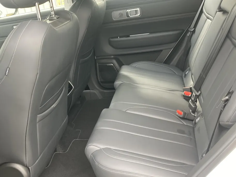Jaecoo 7 1.5 PHEV 346 pk SHS-P Selective Navigatie - Camera - Apple Carplay/ Android Auto - Elektrische stoelverstelling