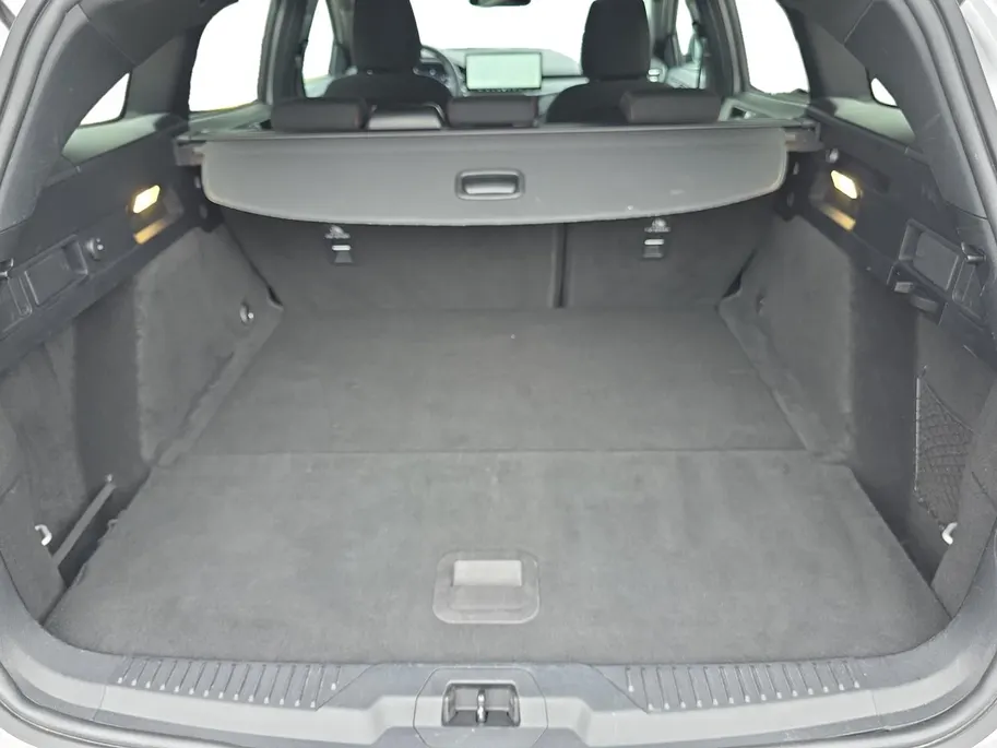 Ford Focus Wagon 1.0 EcoBoost Hybrid ST Line | Navigatie | Winterpakket | Parkeersensoren | Cruise Control | Android Auto/ Apple Carplay | 12 maanden garantie