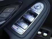 Mercedes-Benz GLC 300e 4MATIC Business Solution AMG l Keyless l Achteruitrij camera l Stoelverwarming