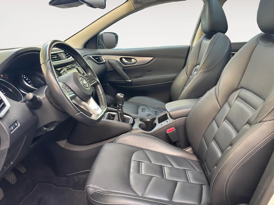 Nissan QASHQAI 1.3 DIG-T Premium Edition | 1e eigenaar | Dealeronderhouden | Elektrische bestuurderstoel | Panorama dak