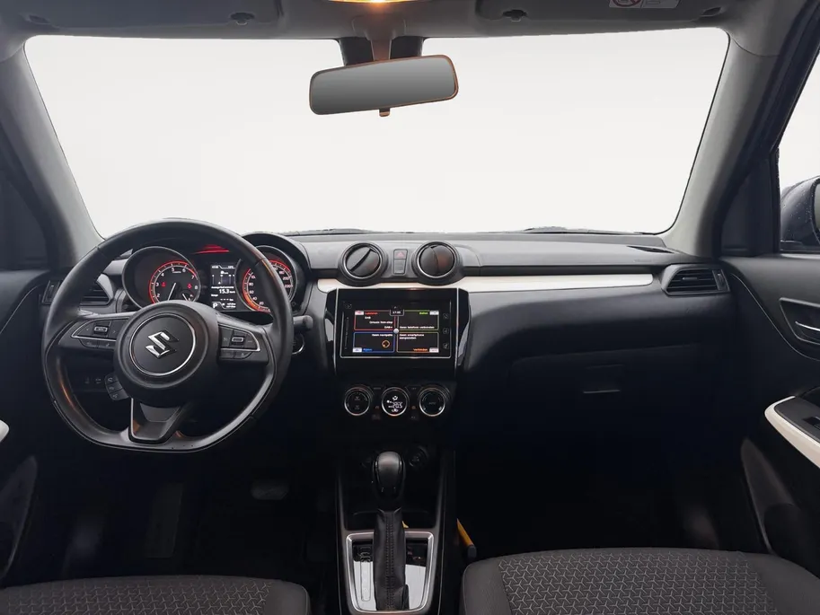 Suzuki Swift 1.2 Stijl | Cruise/ Climate Control | Navigatie | Camera | Trekhaak |