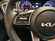 Kia Ceed Sportswagon 1.0 T-GDi DynamicLine | All-season banden | BTW-auto | Achteruitrijcamera | Parkeersensoren voor- en achter | Navi | Apple/Android Carplay | Cruise control | Climate control