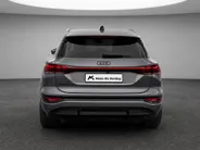 Audi Q6 e-tron S edition performance 100 kWh 306 PK · Tech pro · Glazen panoramadak · Trekhaak elek. wegklapbaar · Optiekpakket zwart