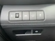 Hyundai Santa Fe 1.6 T-GDI HEV Premium 7p. | Lederen bekleding| Stoelverwarming/koeling| Stuurverwarming| Elektrische achterklep| Trekhaak| 1650 KG trekgewicht|