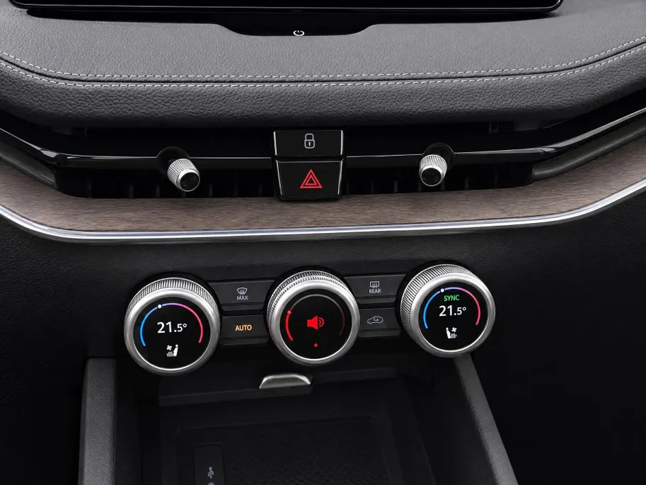 Škoda Superb 1.5TSI 150kW/204PK PHEV Laurin & Klement · Panoramadak · Leder · Trekhaak · 360°Camera · Garantie t/m 04-06-2030 of 100000km.