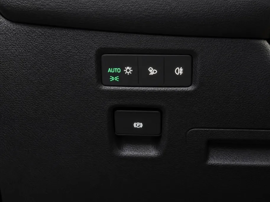 Škoda Kodiaq Sportline Business 1.5 TSI PHEV 150kW / 204PK DSG | Trekhaak wegklapbaar | Herwaardering | Uit voorraad leverbaar!