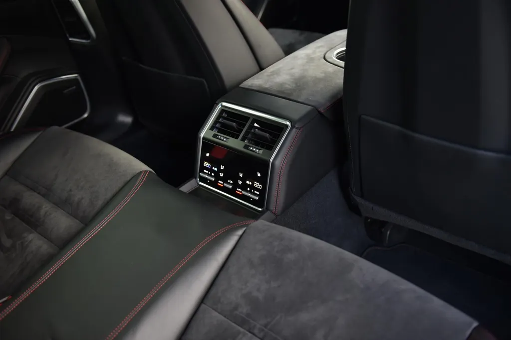 Porsche Panamera Sport Turismo 4.0 GTS