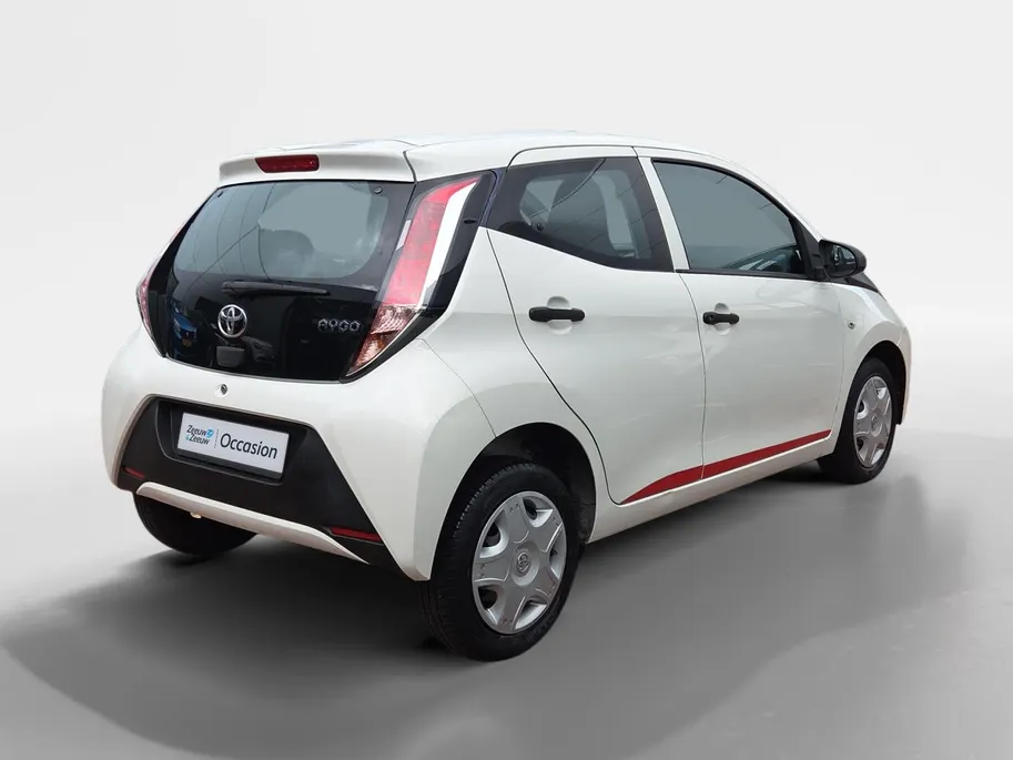 Toyota Aygo 1.0 VVT-i x | Unieke Kilometerstand | 12 maanden BOVAG Garantie |