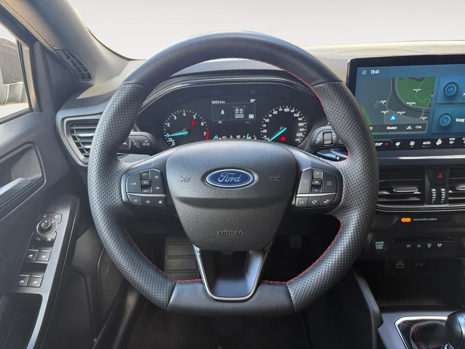 Ford Focus Wagon 1.0 EcoBoost Hybrid ST Line | Dealeronderhouden | NL Auto | Winter Pack |