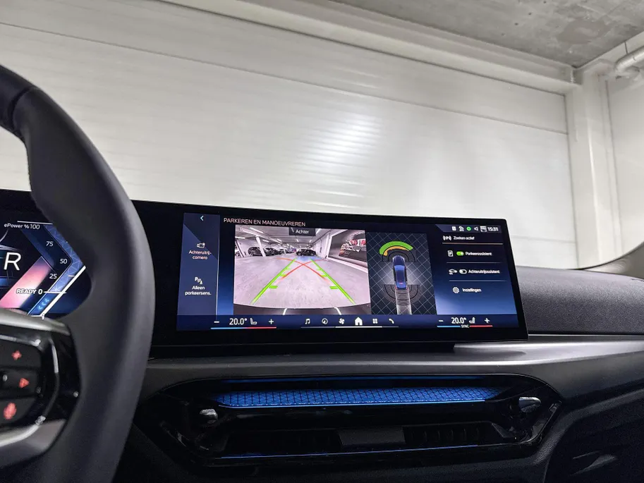 BMW i4 eDrive35